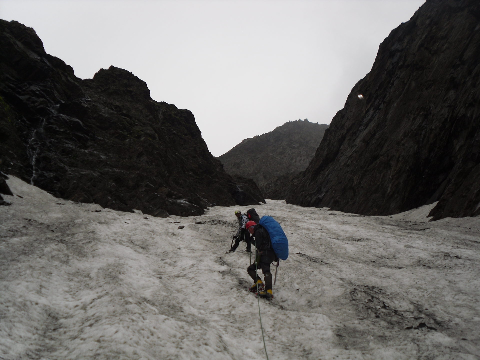 Hoch Hinauf zum Thentu Pass